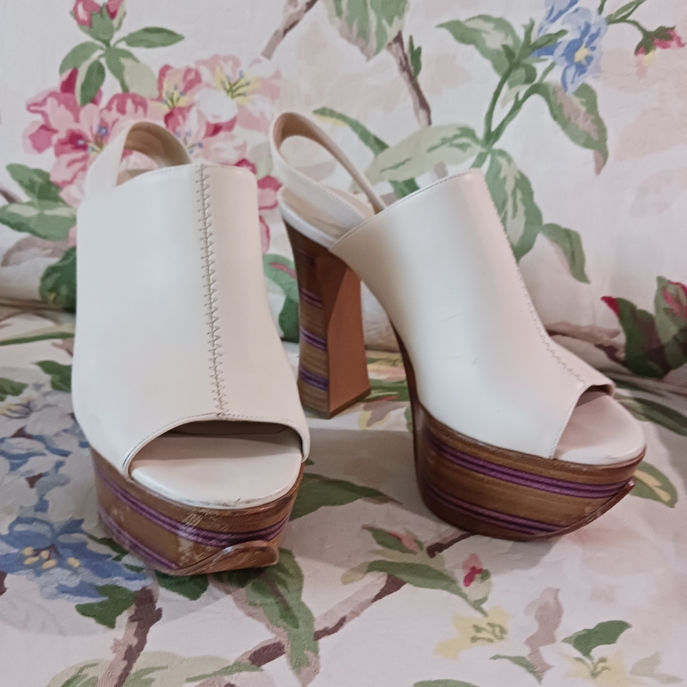 CHLOE Sandals  for women's size 35/5 , color creme
